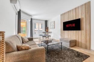 Exceptionnel F2 Meynadier Apartment in Cannes
