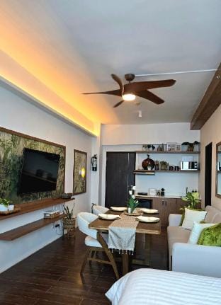 The Balmy Room @ Entrata Urban Complex Vacation rental in Muntinlupa