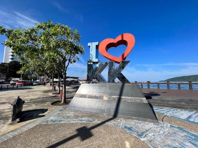 The Shore Cozy Homestay, Heart of KK City Centre Apartment in Kota Kinabalu