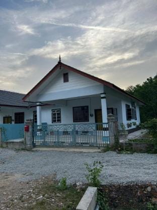 Homestay Pintu Kuning Vacation rental in Terengganu, Malaysia