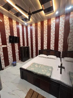 Maa Yashoda Devi Residency Vacation rental in Uttar Pradesh