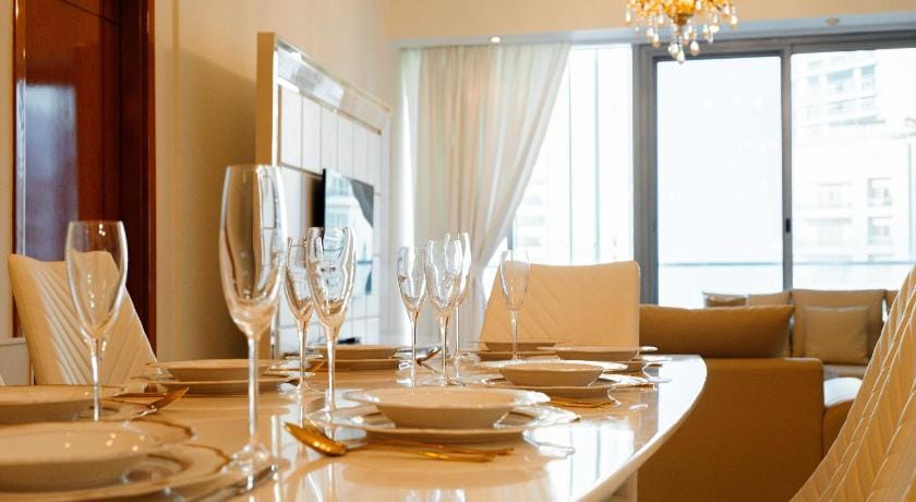 SettlerHomes - Trident Tower - High Floor Hotel in Dubai