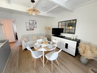 Le Côtier Apartment in Calais
