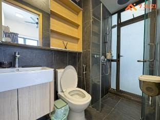 KL Tower 118 View 1R1B Netflix 19F & Infinity Pool Apartment in Federal Territory of Kuala Lumpur