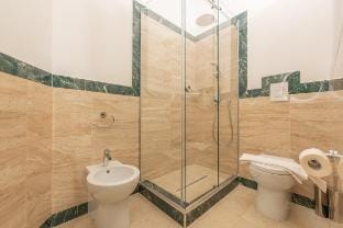 Molo Angioino Suites: Spacious room with terrace Vacation rental in Naples