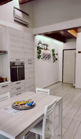 Appartamento IL PORTICO  Apartment in Emilia-Romagna