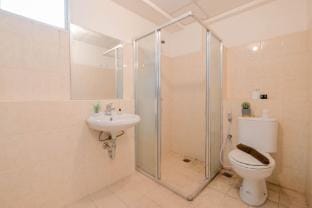 Near MRT Station 2BR The Wave Kuningan By Travelio Apartment in South Jakarta City