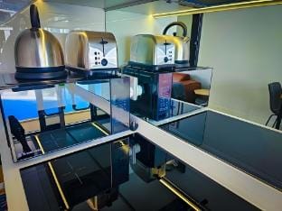 Stunning, upmarket apartment at Ellipse Waterfall Apartment in Johannesburg