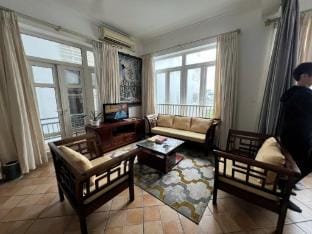 GreenWestLake Apartment in Laos