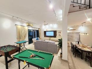NEW! PJ SS2 Landed Home | 19 Pax | 5BR 4Bath | KL Vacation rental in Petaling Jaya