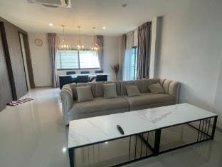 Maxim house Vacation rental in Bangkok