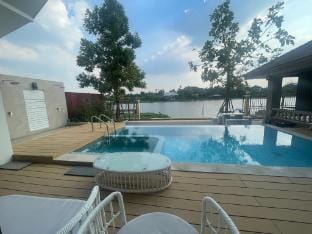 Watersport Bangtei Riverside Poolvilla Villa in Thailand