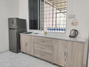 Tracy Homestay Tmn Indah Jaya Vacation rental in Sabah