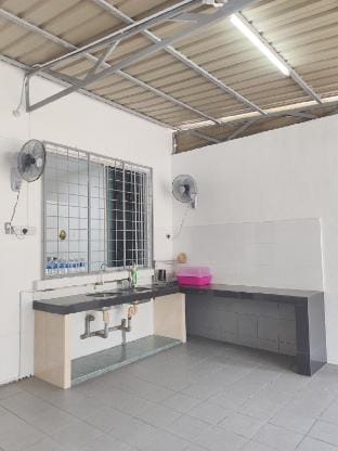 Tracy Homestay Tmn Indah Jaya Vacation rental in Sabah