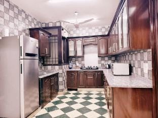 2BHK- GK 2 near M Block Market! by HostMyStay Vacation rental in New Delhi