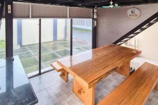 RedDoorz near Mutiara SIS Al Jufrie Airport Palu 3 Villa in Indonesia