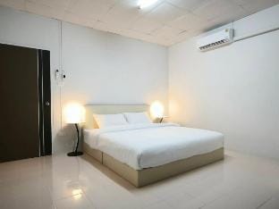 Townhouse, 500m the Pink Line MRT, Near Airport Vacation rental in Bangkok
