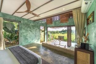 Luxury 1-bedroom Villa with Private Pool Villa in General Luna