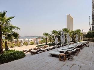 Beach Please! Apartment in Dubai