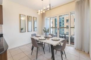 Dubai Marina sleeps 4 with Water Views Apartment in Dubai