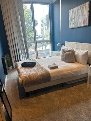 The Blue Room Apartment - AO - MCR City  - Parking Apartment in Salford