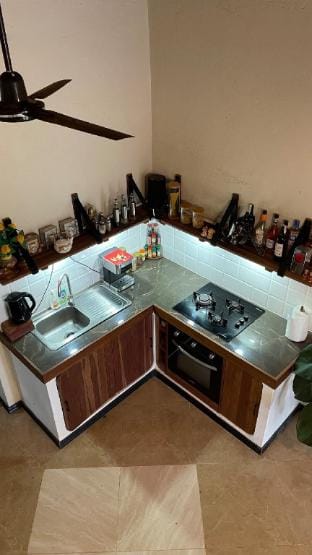 Three-rooms Safehouse Vacation rental in Central Visayas