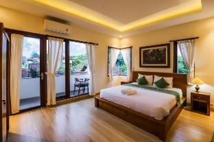 Modern Apartment with Kitchen in Central Ubud Villa in Marga