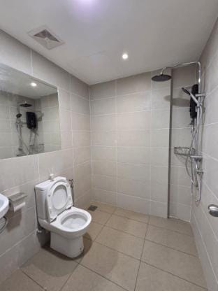 summer suites samarahan Vacation rental in Kuching