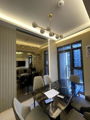 Stunning 2-Bedroom Across Okada at Gentry Manor Vacation rental in Pasay