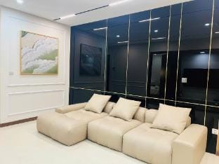 CĂN HỘ CAO CẤP 2 PHÒNG NGỦ Ở HÀ ĐÔ CENTROSA Apartment in Ho Chi Minh City