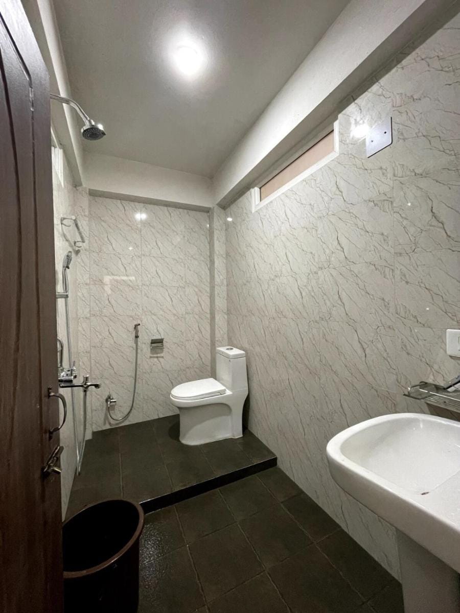 Lemo's Cafe and Homestay Vacation rental in West Bengal