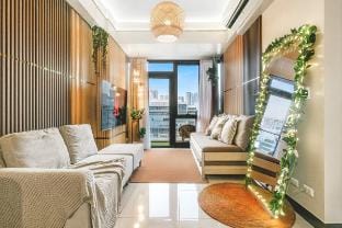 Big Groups | 2 Condos Combined Near Venice Mall Vacation rental in Makati