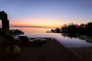 Villa Scorpio - Infinity Pool  Endless Blue Escape Apartment in East Attica Regional Unit, Greece