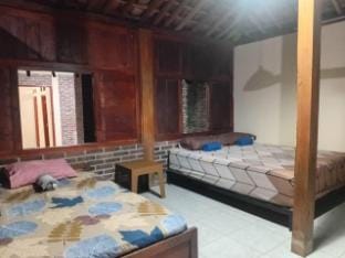 Homestay Wongso Kasongan SYARIAH, Rumah 4 KT, 2 KM Vacation rental in Yogyakarta