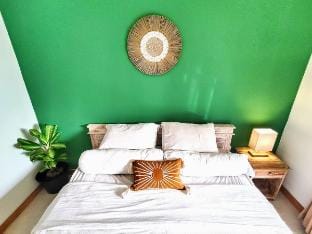 PLAYA KARMA. Small quiet guesthouse with 6 rooms. Vacation rental in North Kuta