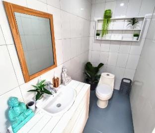 PLAYA KARMA. Small quiet guesthouse with 6 rooms. Vacation rental in North Kuta
