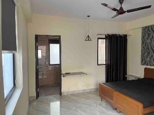 Private Studio Apt near Saket Vacation rental in New Delhi