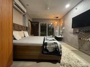 Springfield Terrace ( 1RK ) Vacation rental in New Delhi