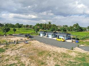 Layla garden resort Vacation rental in Laos