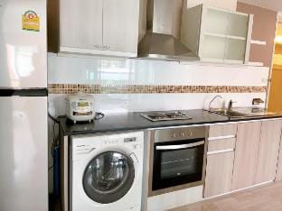 Shine@33 Service Apartment Vacation rental in Bangkok