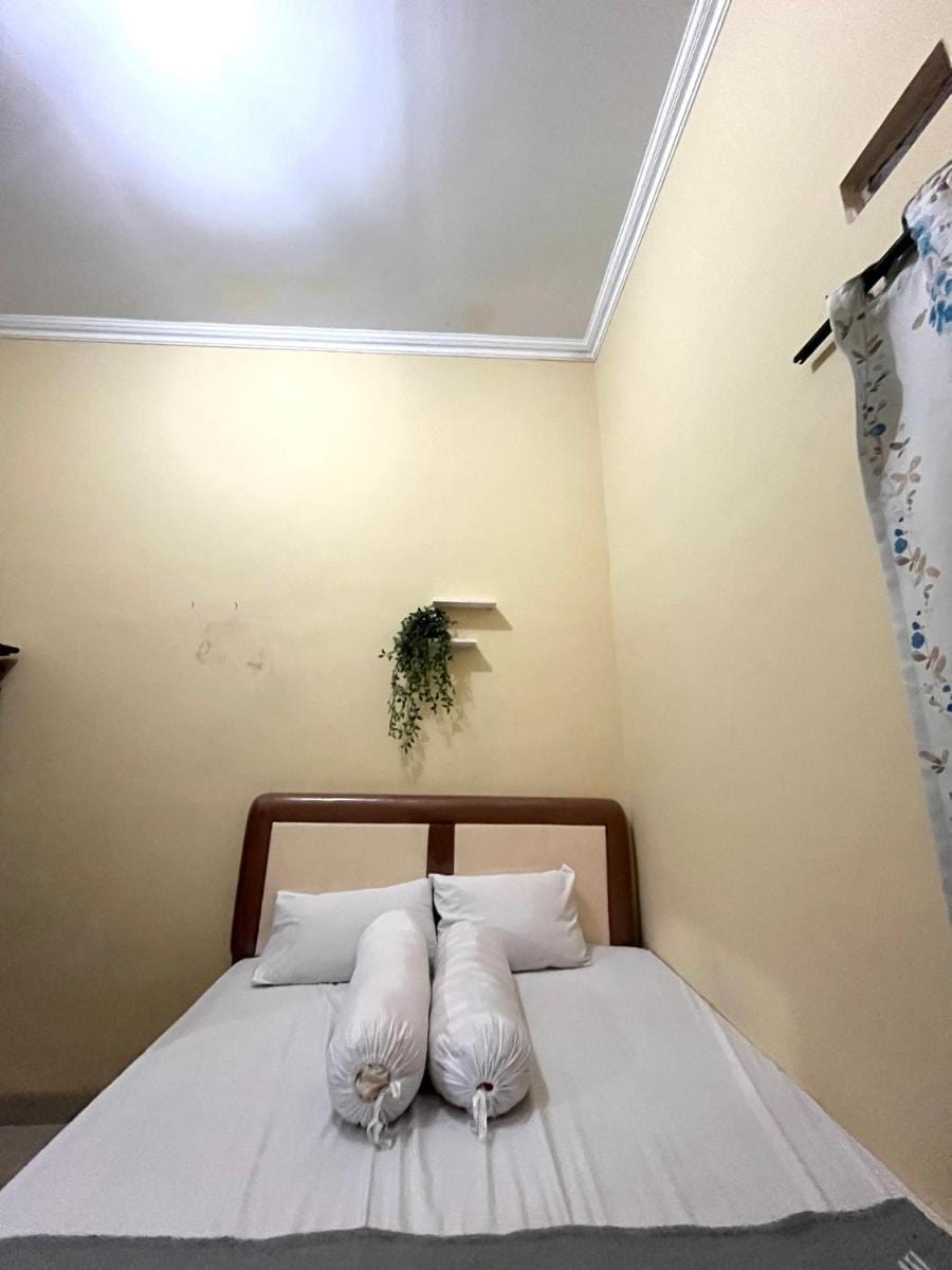 Raphi house Vacation rental in Yogyakarta