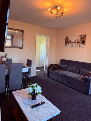 Tewkes House Vacation rental in Manchester