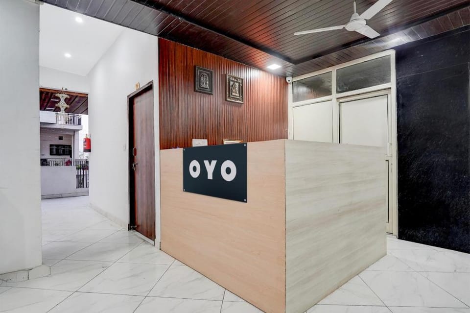 SPOT ON by OYO City Charm Homestay Hotel in Dehradun