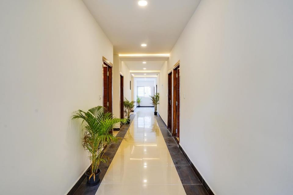 Townhouse OAK XOTEL near silk board metro Hotel in Bengaluru