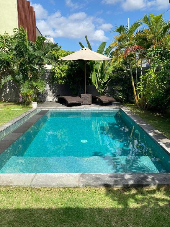 D Krisna Guest House Bed and Breakfast in North Kuta