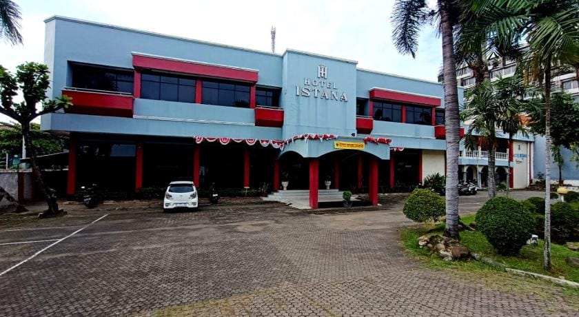 Hotel Istana Syariah Pekalongan by Hello Room Hotel in Indonesia