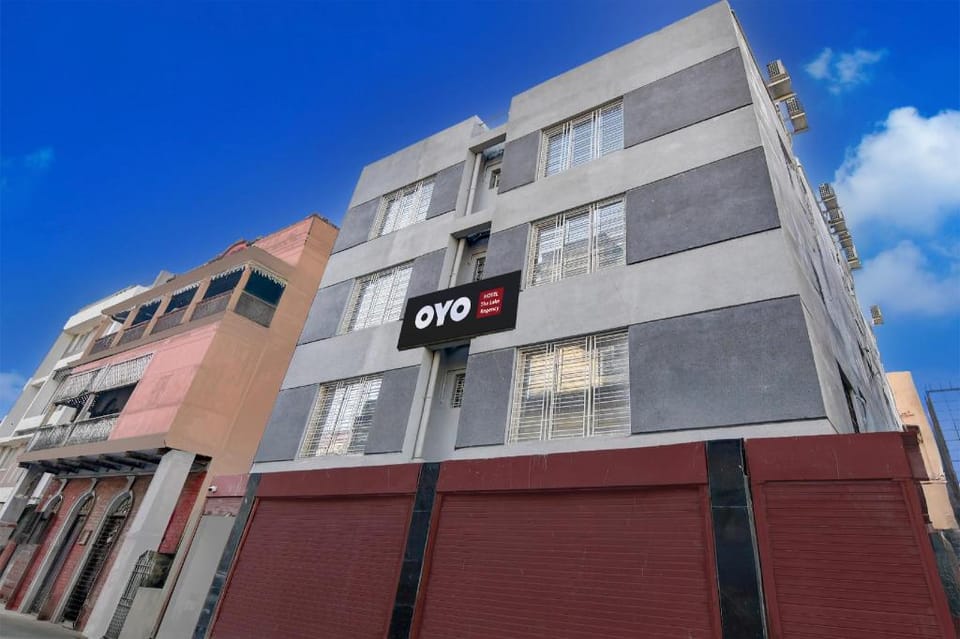 Super Hotel O The Lake Regency Hotel in Kolkata