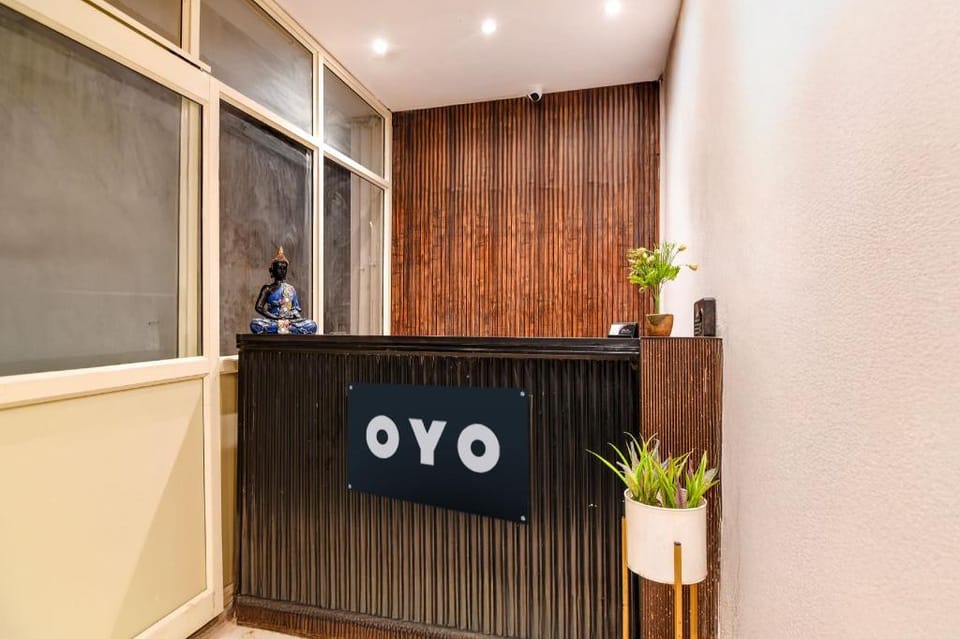 Super Hotel O The Lake Regency Hotel in Kolkata