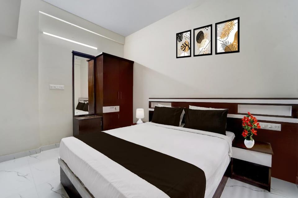 Super Collection O Aluva Kinfra Hi-Tech Park Hotel in Kochi