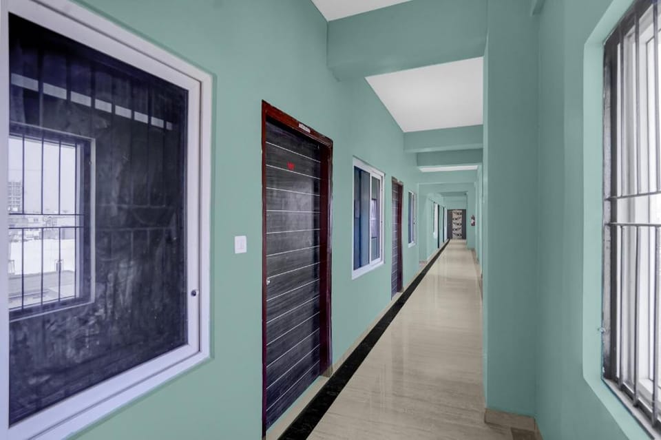 Hotel O Kesora Square Bhubaneswar Formerly Moody Moon Hotel in Bhubaneswar